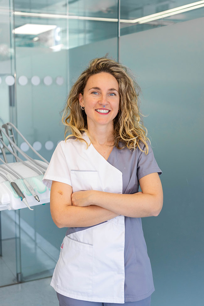 dentistas-granada-cristina